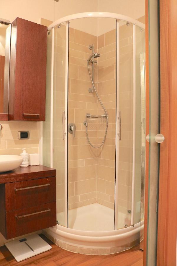 Charming Apartment In The Navigli District - 4 People Milan Exterior photo