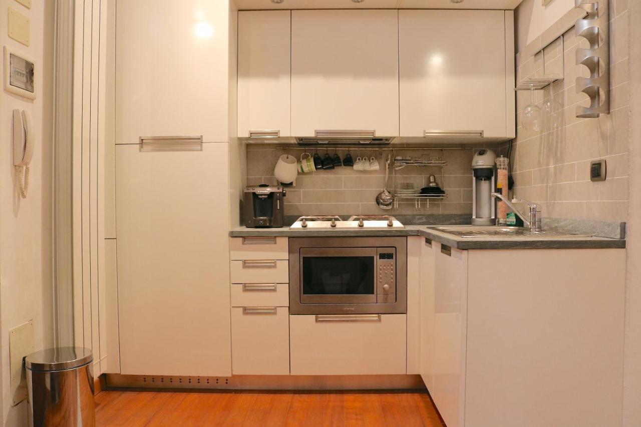Charming Apartment In The Navigli District - 4 People Milan Exterior photo