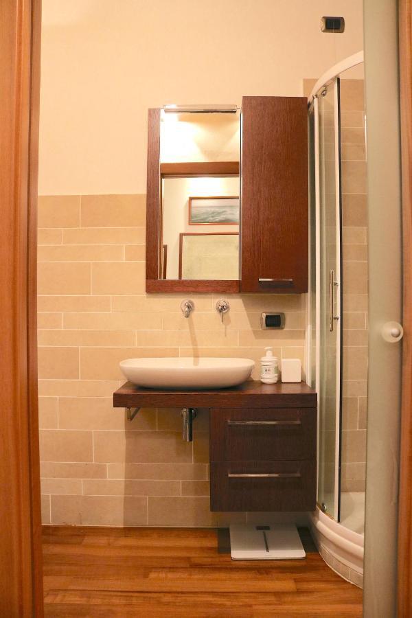 Charming Apartment In The Navigli District - 4 People Milan Exterior photo